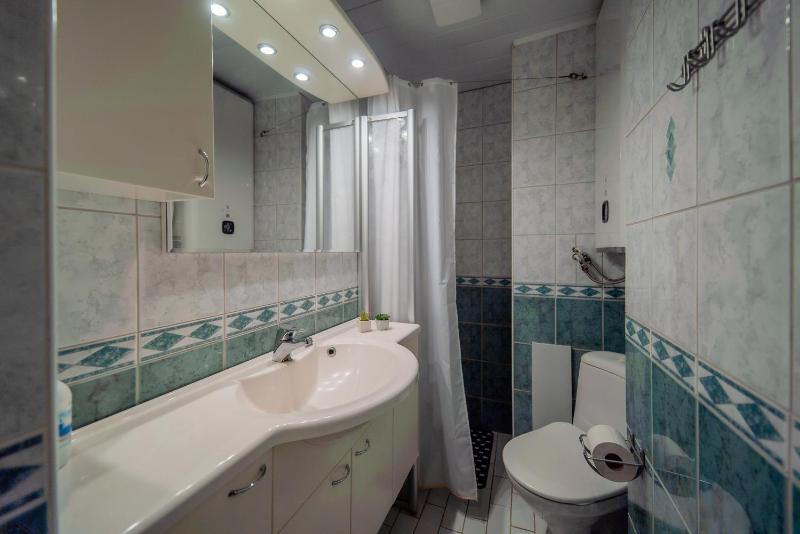 Romeo Family Apartments - image 5