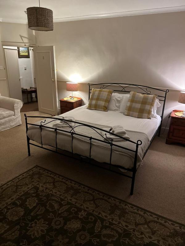 Deluxe Room image 4