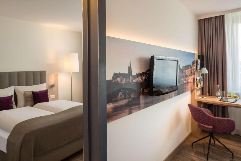 Essential Double Room image 4