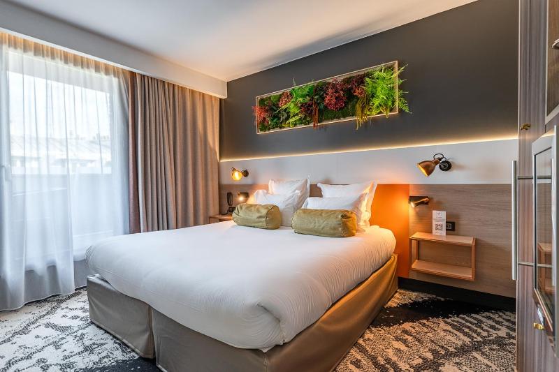 Double Room with Terrace image 4