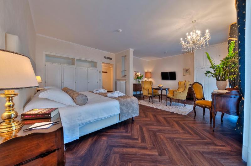 Executive Suite image 1