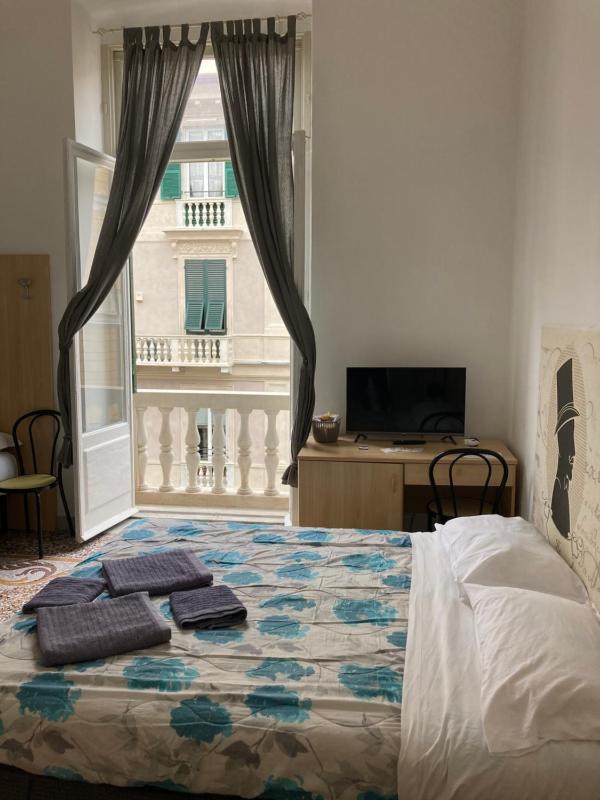 Premium Quadruple Room image 1