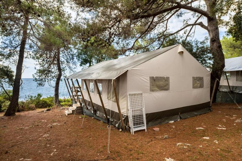 Safarri tent Luxe image 4