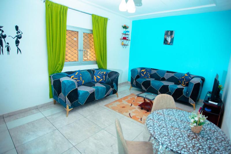 Appartement Meublé Bonamoussadi Douala - image 1