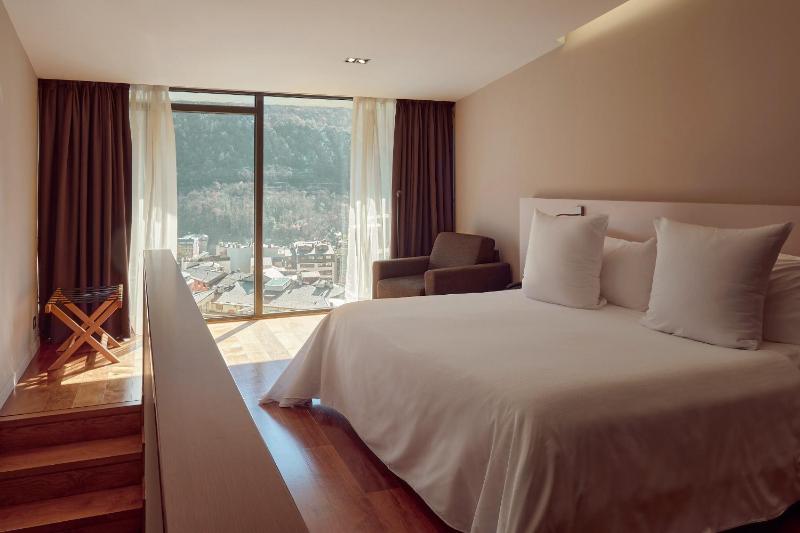 Duplex Apartment (2 Adults + 2 Children) image 1