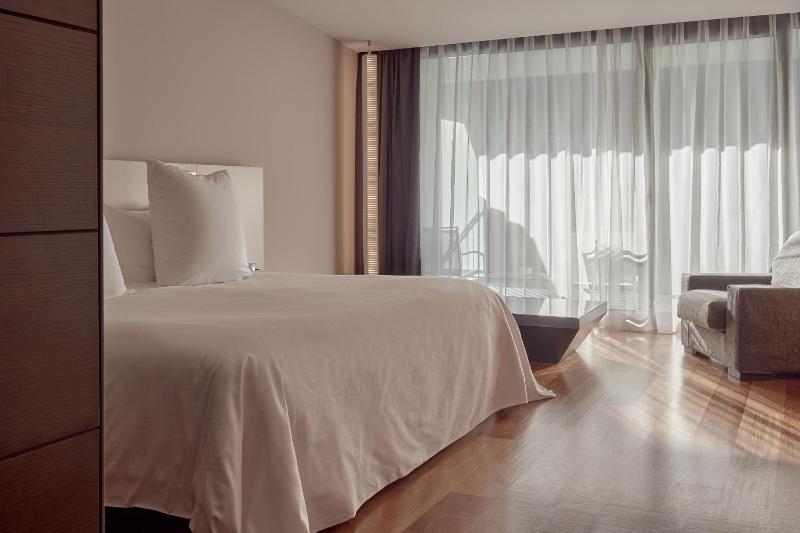 Park Suite image 4