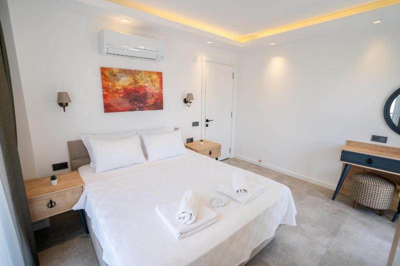 KAYA APARTMENTS - image 14