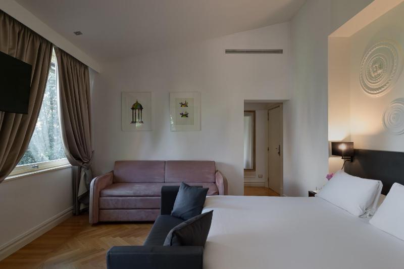 Junior Suite image 1