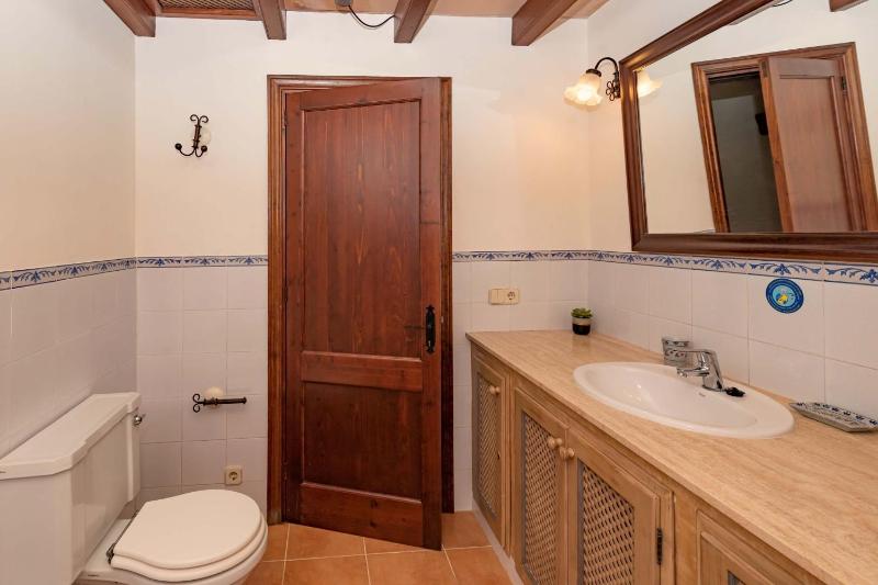 Villa Camp del Bosch by Sealand Villas - image 5