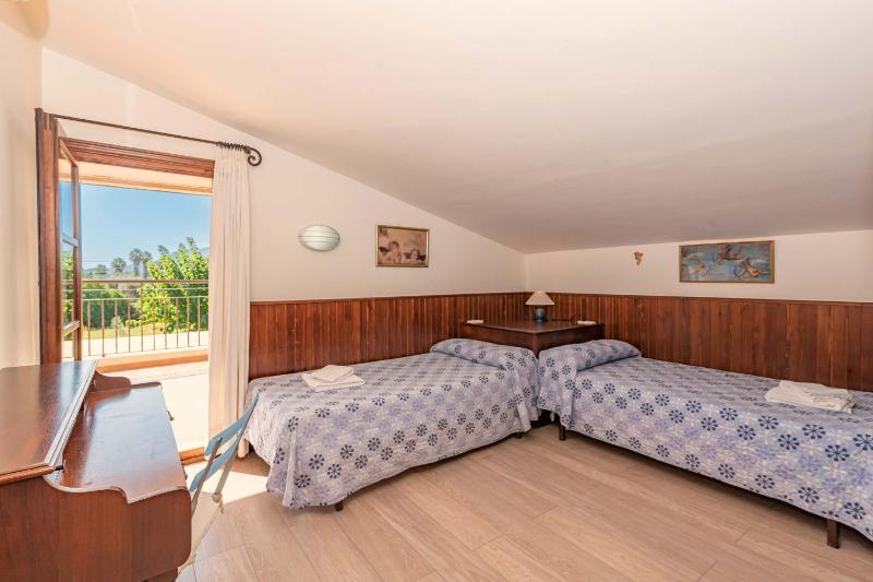 Villa Camp del Bosch by Sealand Villas - image 7