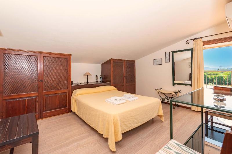 Villa Camp del Bosch by Sealand Villas - image 28
