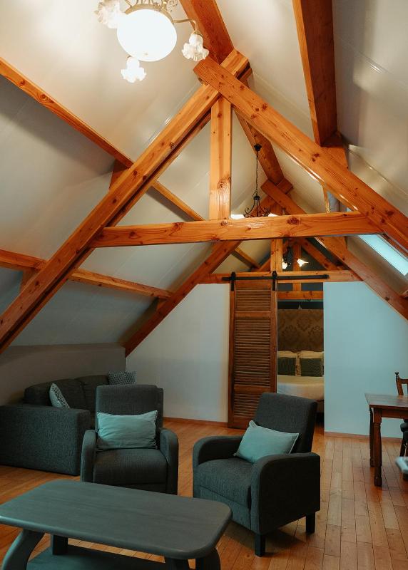 King Suite image 1
