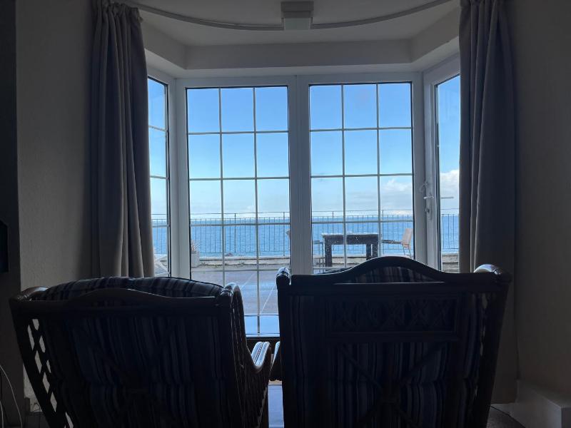 Deluxe Double Room with Balcony and Sea View image 4