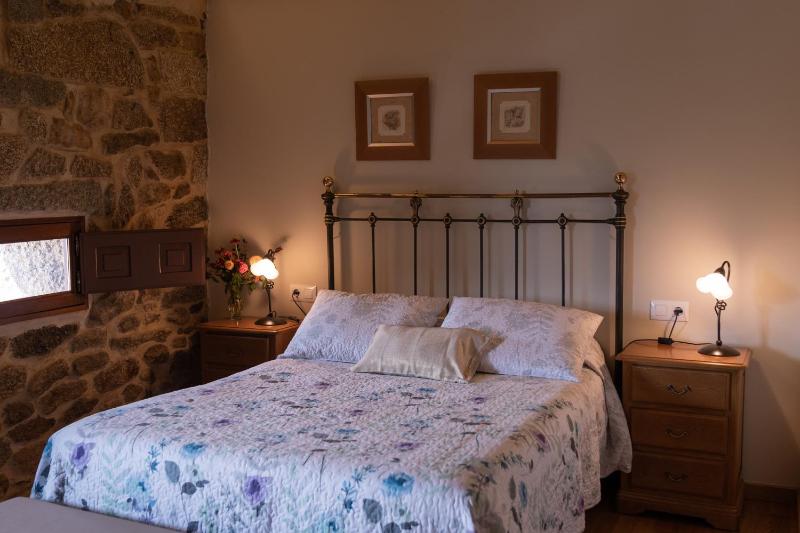 Double Room with Balcony image 1