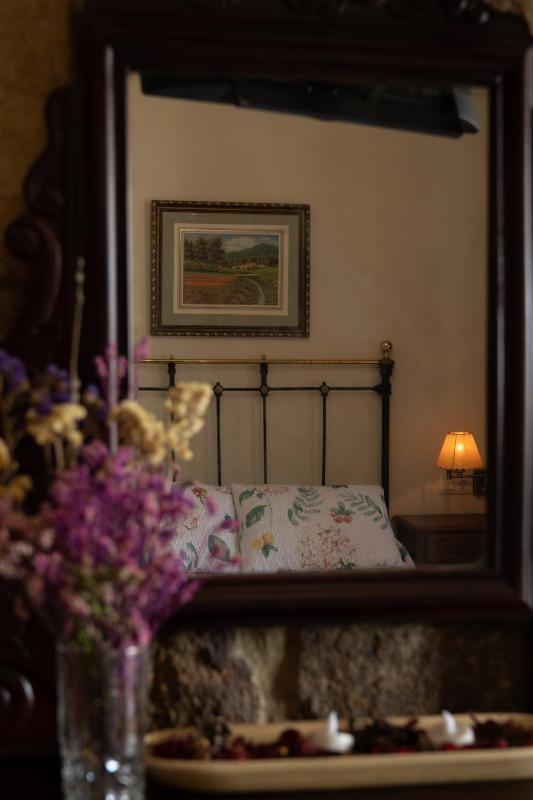 Double Room image 4