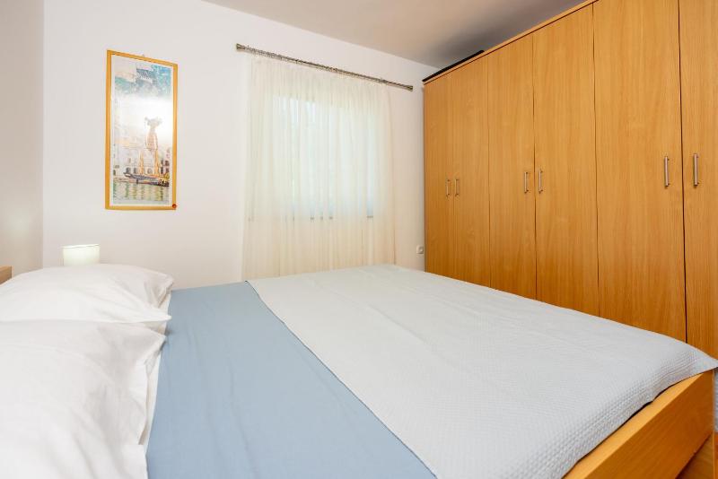 Apartments Petak - image 36