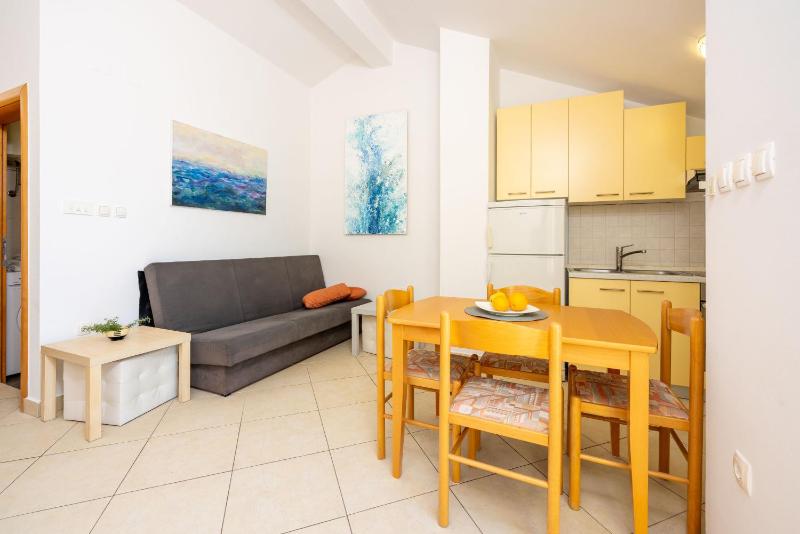 Apartments Petak - image 17