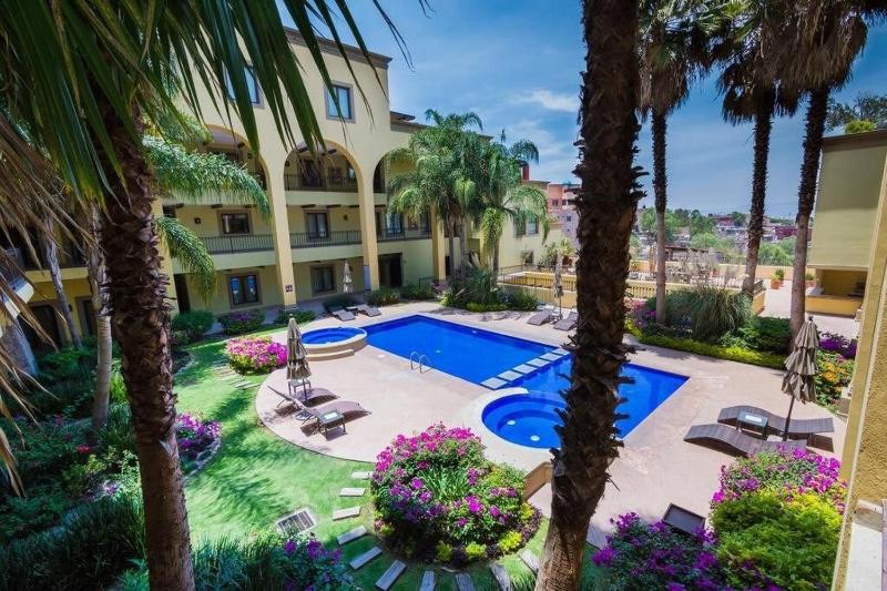 Perfect view of SAN MIGUEL, elegant apt 8PAX 5BED Images