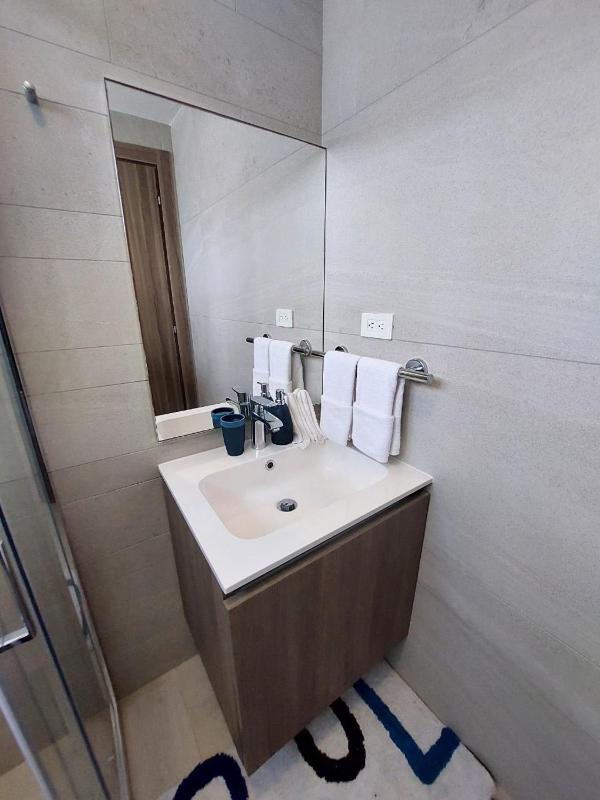 Seaside Luxury 1BDR Condo Paseo Playa Coral D-306 - image 16