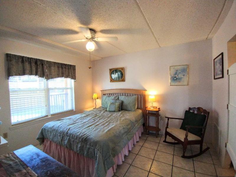 Surfside I 206 Condominium Condo - image 3