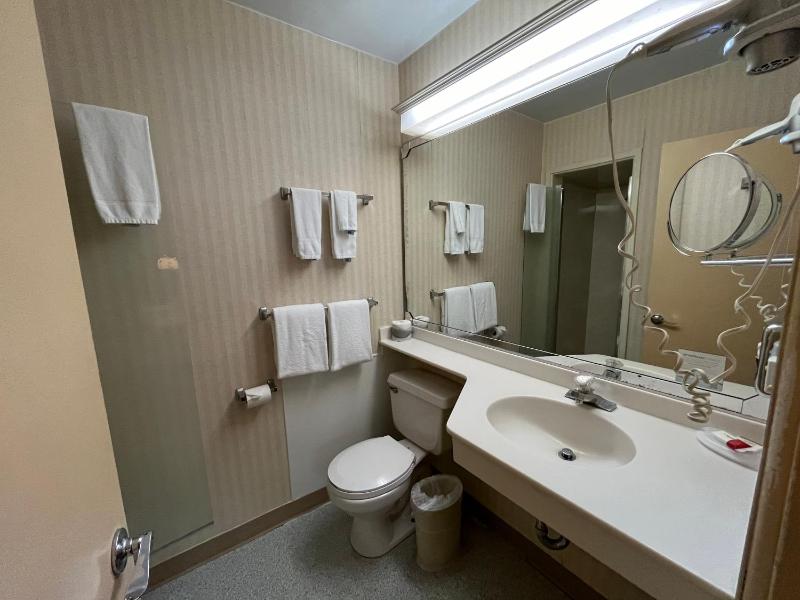 Travelodge by Wyndham Seattle By The Space Needle - image 14