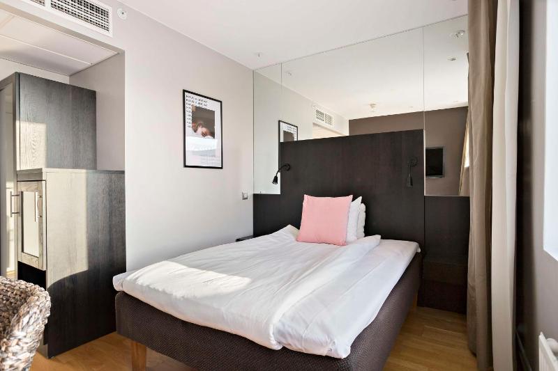 Standard Single Room image 1