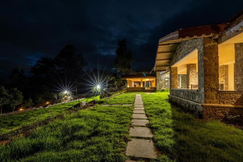 ama Stays & Trails Sneh Villa  Kodaikanal - image 33