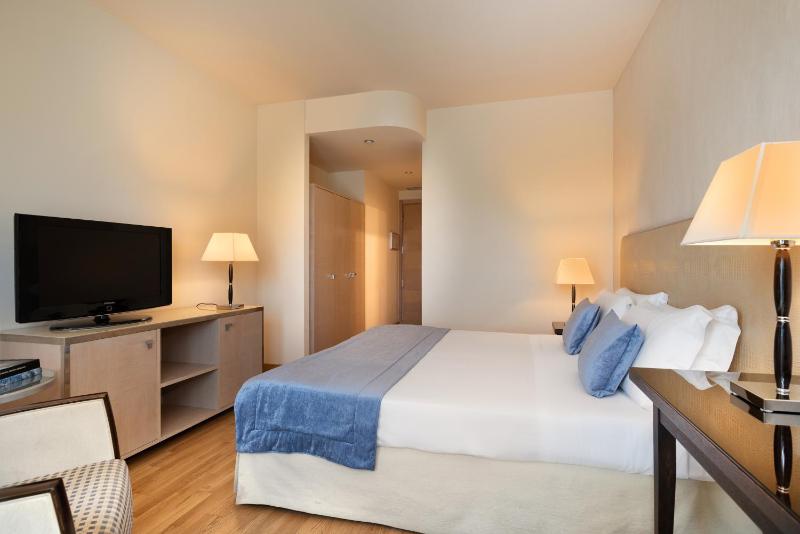 Superior Double Room image 3