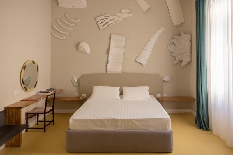 Suite image 4