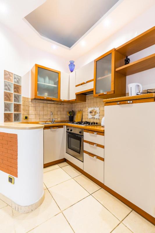 Tolentino Studio Flat by Napoliapartments - image 12