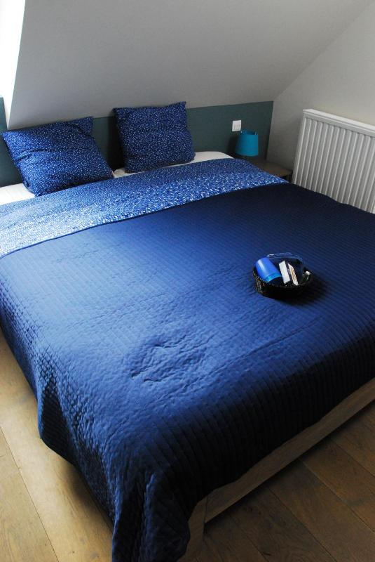 Large Double or Twin Room image 2
