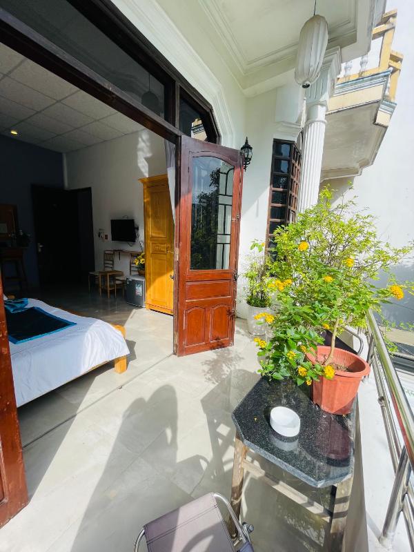 Shark Homestay - image 5