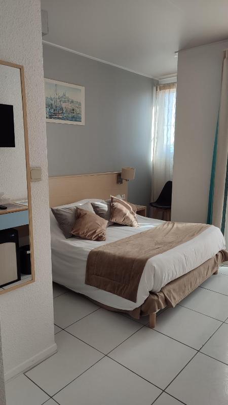 Budget Double Room image 1