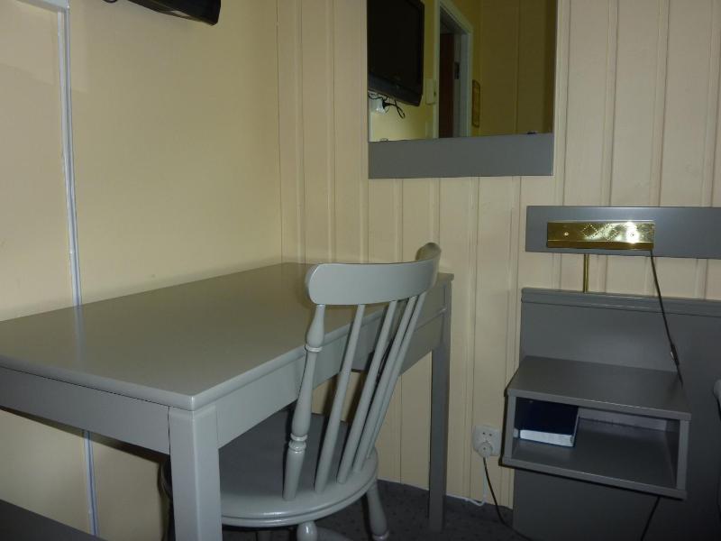 Double or Twin Room image 2