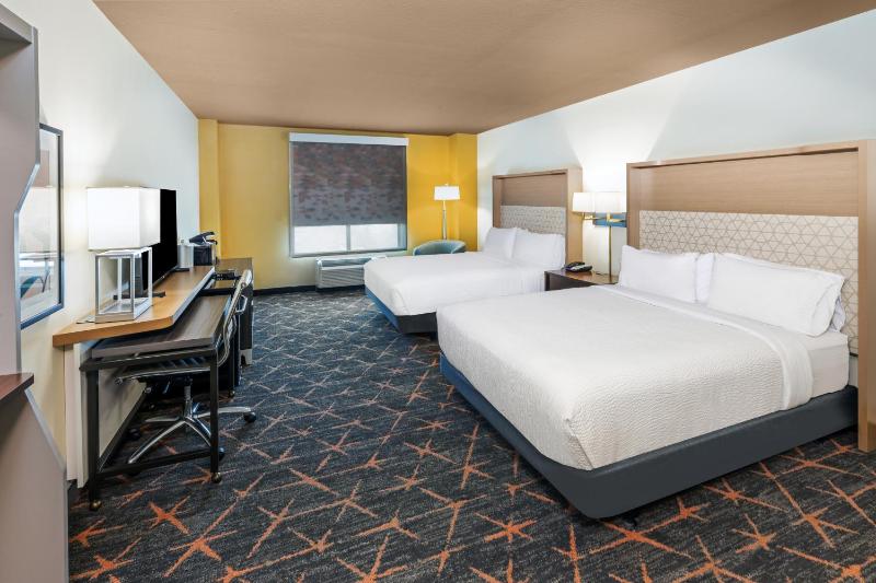 Standard Room image 1