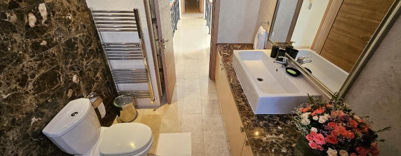 SeaView 6BR Villa with Heated Pool Spa & Private Cinema - image 12