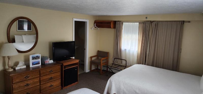Double Room with Garden View image 3