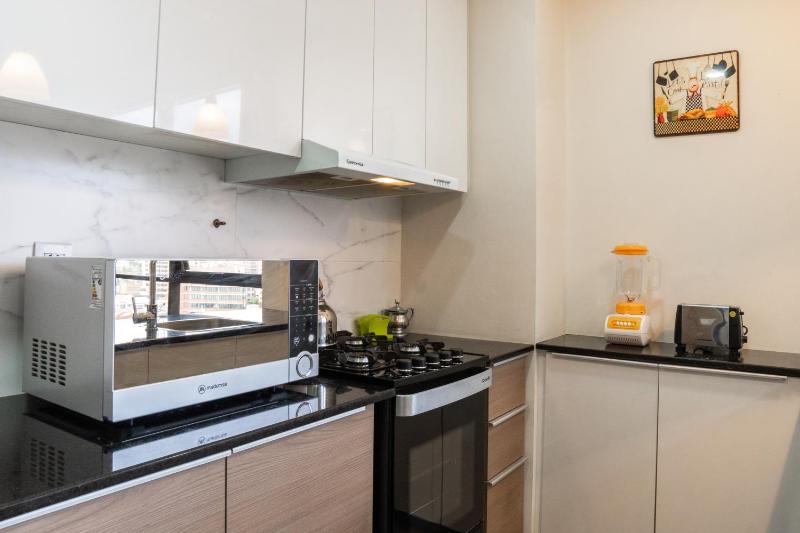 Sky Suites Sopocachi - image 4