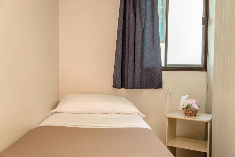 Economy Bungalow image 2