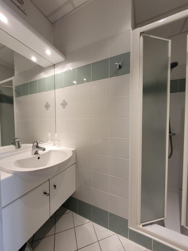 Standard Double Room image 2