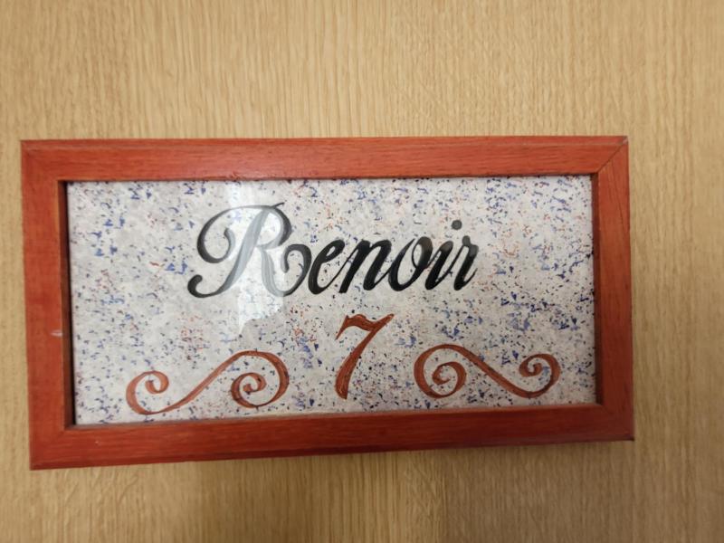 Standard Twin Room image 3