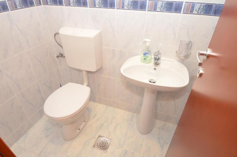 Apartment with Sea View image 4