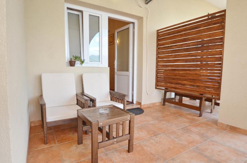 Apartment with Sea View image 3