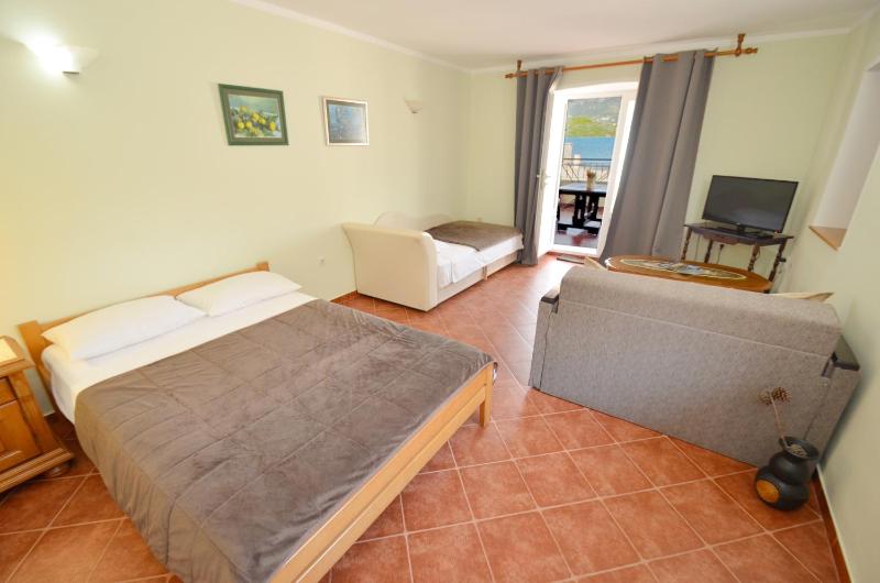 Villa - Beach Front image 3