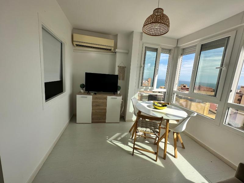 VER952 - Vistas mar y piscina, Wifi, Playa 600 metros, Centro 150 metros Images