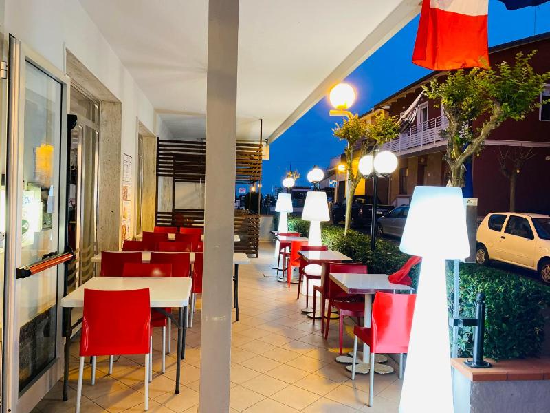 hotel iris - image 42