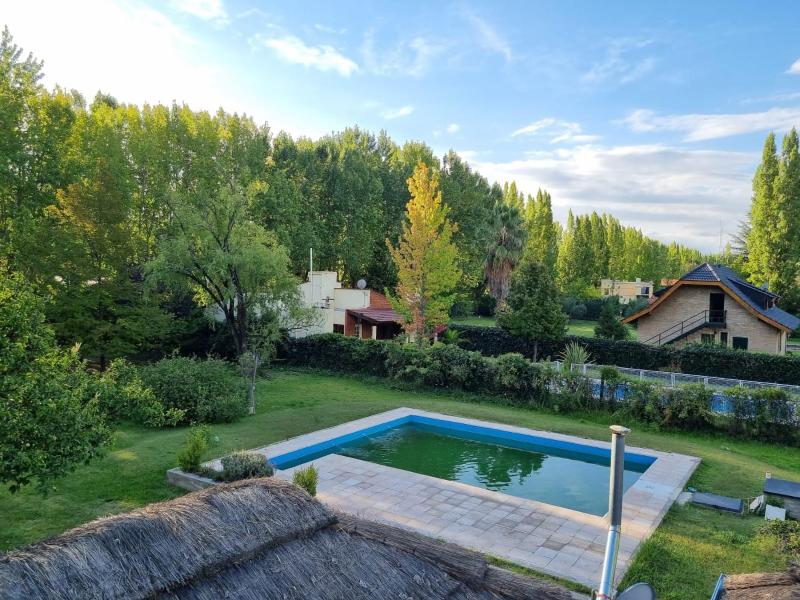 Fabulosa y confortable cabaña - image 9