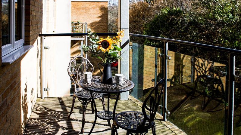 SOUTHAMPTON Central Apartments - Wise Stays - image 38