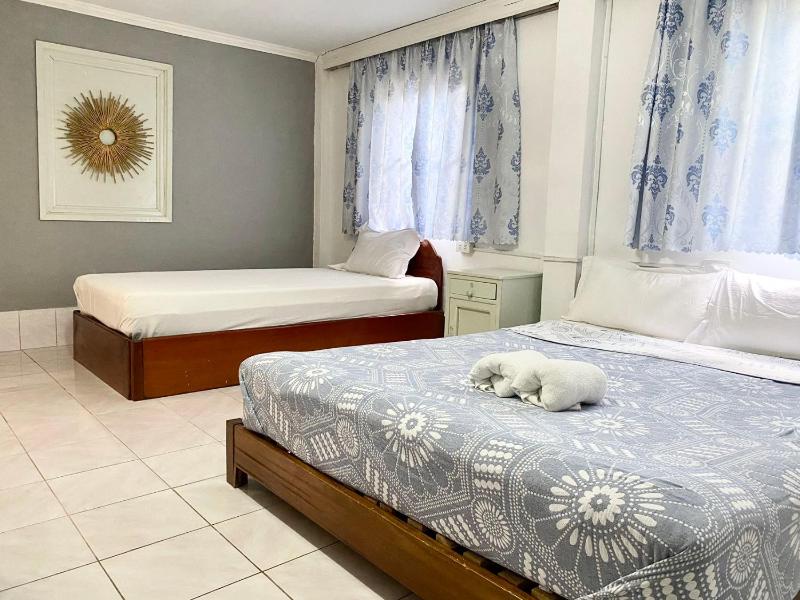 Khonesavane Hostel - image 7