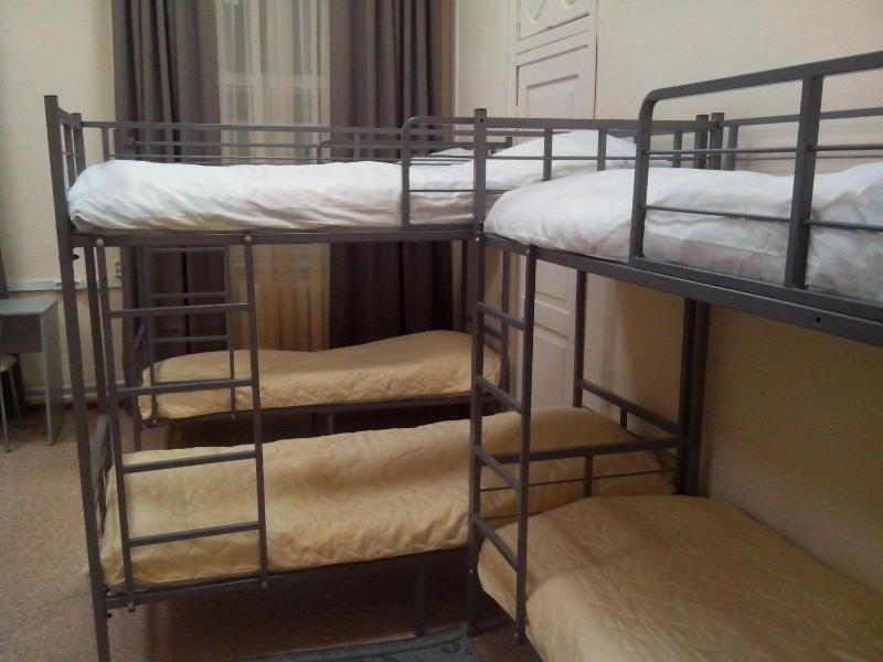 Bed in 12-Bed Mixed Dormitory Room image 2